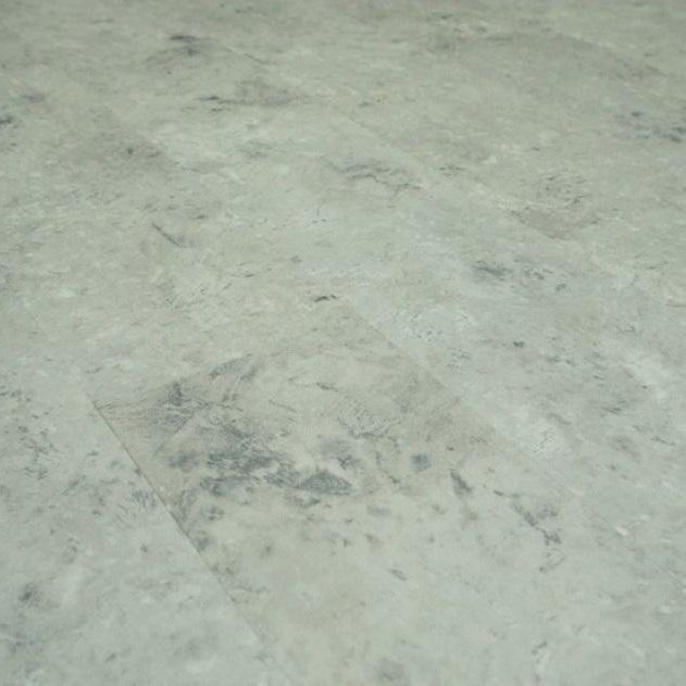 Виниловый ламинат Isocore Севилья Светлая I480146 в интерьере
